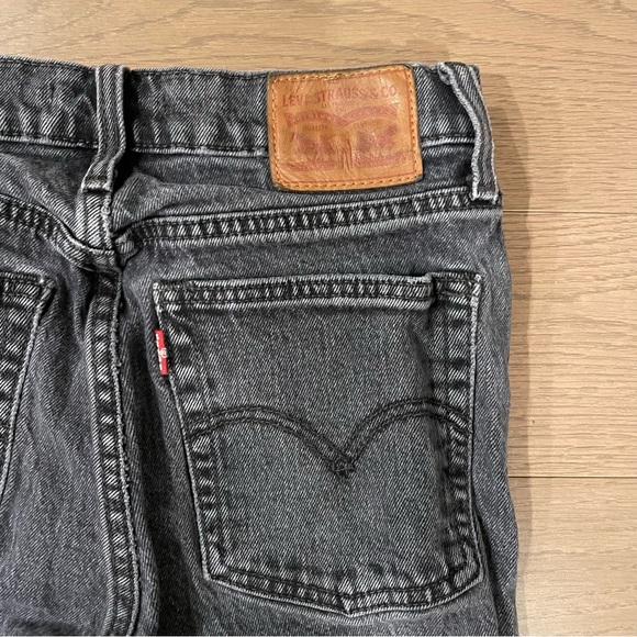 Levi’s Wedgie Straight jeans - Picture 6 of 9